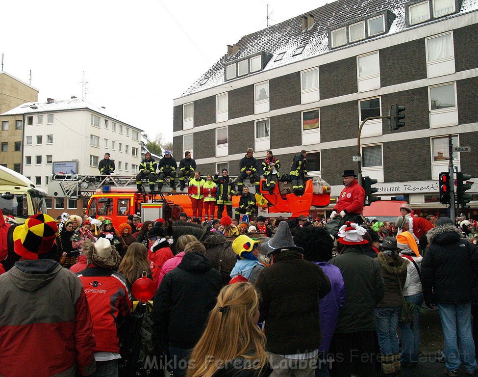 Feuerwehr Rettungsdienst Koelner Rosenmontagszug 2010 P016.JPG